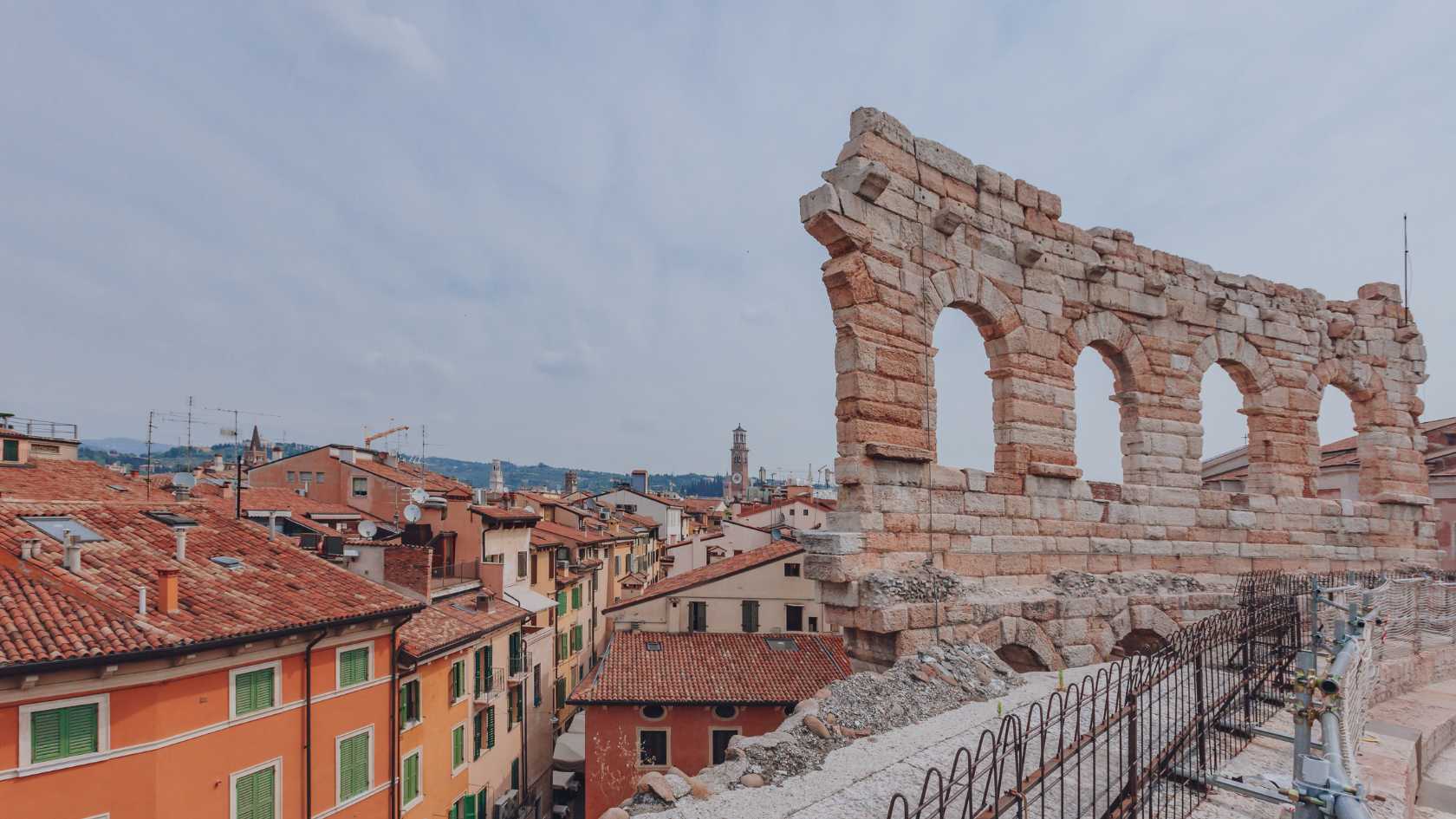 Geschichten und Legenden über die Arena von Verona, in der Nähe des Hotels Colomba d’Oro