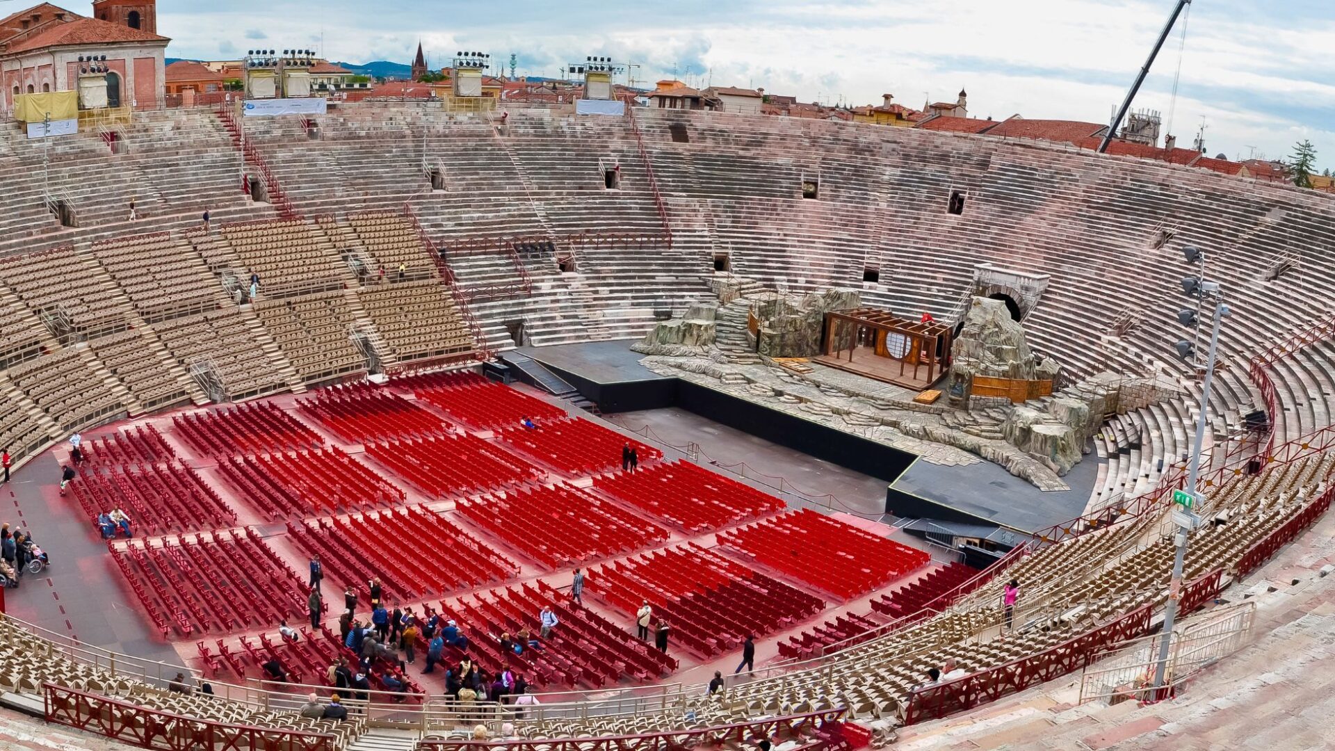 Arena di Verona Opera Festival 2027: scopri le serate di grande lirica vicino all’Hotel Colomba d’Oro